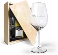 Confezione Vino Maison de la Surprise Chardonnay con bicchieri incisi