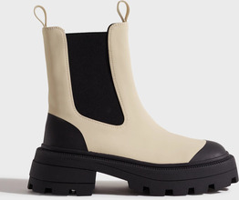 Nelly - Chelsea boots - Sort/Beige - On trend Chelsea Boot - Boots & Støvler - Chelsea boots