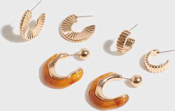 Nelly - Örhängen - Guld - Exotic Earrings - Smycken - Earrings