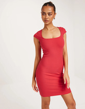 Nelly - Fodralklänningar - Röd - Spring Mini Dress - Klänningar - Bodycon dresses