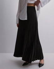 Selected Femme - Lange nederdele - Black - Slftina Hw Ankle Plisse Skirt Noos - Nederdele