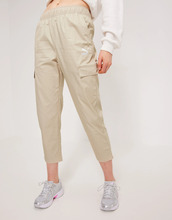 Puma - Sweatpants & Träningsbyxor - Granola - Classics Woven Pants - Träningskläder
