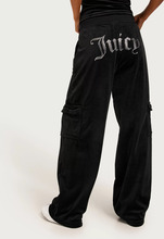 Juicy Couture - Joggingbukser - Black - Audree Cargo Velour Trouser - Bukser