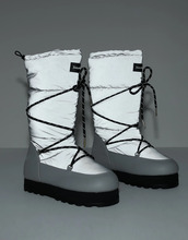 Juicy Couture - Vinterskor - Silver - Mercury Tall Boot - Boots & Kängor