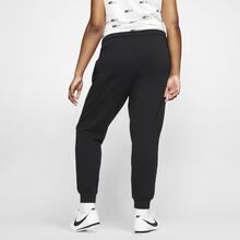 Nike Plus Size - Sportswear Essential Women's Fleece Trousers - Black
