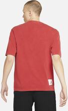 Jordan Flight Men's Short-Sleeve Graphic T-Shirt - Red
