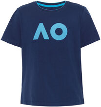 AO Stack Print Core Logo T-shirt Flickor