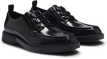 Square-toe Derby shoes in leather with piping details