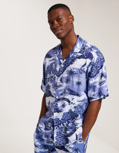 Tommy Jeans Tjm Ao Hawaiian Camp Shirt Ext Kortermede skjorter Hawaiian Aop