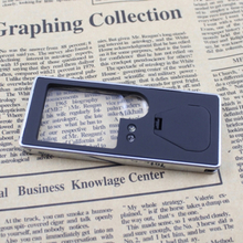 Multifunktionale 3 X / 10 X-Lupe Design-Handy-Karte mit 4 LED Lights 1 UV Geld erkennen Licht Mini Pen Tool vergrößern