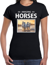 Witte paarden t-shirt met dieren foto amazing horses zwart voor dames