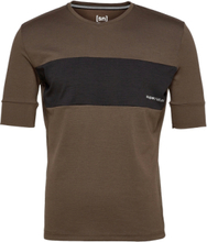 M Gravier Tee T-shirts Short-sleeved Brun Super.natural*Betinget Tilbud
