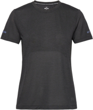 Ua Seamless Stride Ss Sport T-shirts & Tops Short-sleeved Black Under Armour