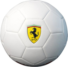 Jalkapallo Ferrari - valkoinen