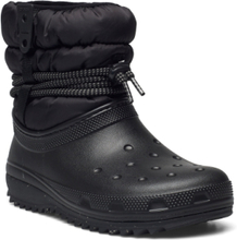 Classic Neo Puff Luxe Boot W Shoes Boots Ankle Boots Ankle Boot - Flat Svart Crocs*Betinget Tilbud