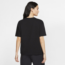 Nike Sportswear Essential Women's Short-Sleeve Top - Black