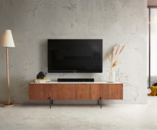 DELIFE TV-meubel Secara 175 cm acacia bruin 4 deuren marmeren poten zwart