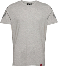 Hmllegacy Chevron T-Shirt T-shirts & Tops Short-sleeved Grå Hummel*Betinget Tilbud