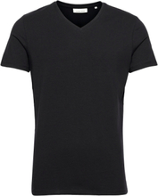 Lincoln V-Neck T-Shirt T-shirts Short-sleeved Svart Casual Friday*Betinget Tilbud