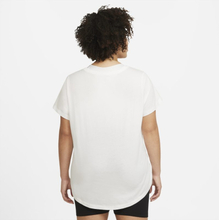 Nike Plus Size - Sportswear Women's T-Shirt - White
