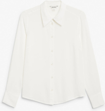 Classic button up shirt - White