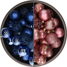 74x stuks kunststof kerstballen mix van velvet roze en kobalt blauw 6 cm