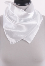 Vierkante witte sjaal