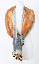 Katoenen/zijden sjaal met verschillende prints