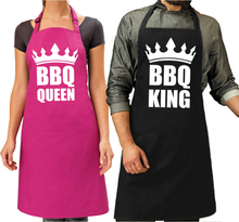 Koppel cadeau set: 1x BBQ King schort zwart heren + 1x BBQ Queen roze dames