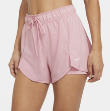 Nike Flex Essential 2-in-1 Women's Training Shorts - Pink