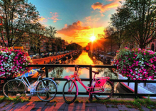 Ravensburger Pussel Disney Cyklar i Amsterdam 1000 bitar