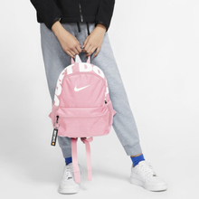 Nike Brasilia JDI Kids' Backpack (Mini) - Pink