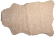 Ella Short-Haired Sheepskin Home Textiles Seat Pads Beige Shepherd*Betinget Tilbud