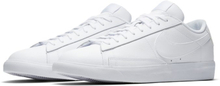 Nike Blazer Low LE Men's Shoe - White
