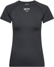 Edge Core Short Sleeve T-shirts & Tops Short-sleeved Svart AIM'N*Betinget Tilbud