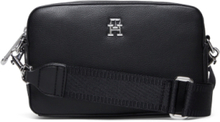 Th Essential Sc Camera Bag Bags Crossbody Bags Black Tommy Hilfiger