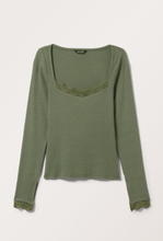 Scoop Lace Fitted Long Sleeve - Green