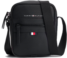 Tommy Hilfiger Essential Reporter Crossbody Bag Black