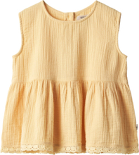 Top Lace Hannah Tops T-shirts Sleeveless Yellow Wheat