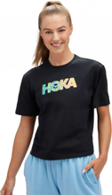 Hoka Hoka Women's Topo Logo Short Sleeve Black Kortermede trøyer S