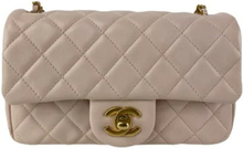 Pre-owned Leather Chanel-bags