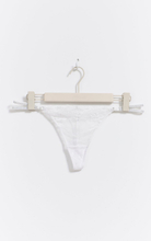 Gina Tricot - Rhinestone lace thong - Truser - White - XS - Female