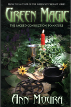 Green Magic: The Sacred Connection to Nature (häftad, eng)