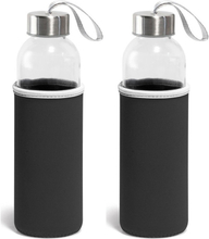 Set van 2x glazen waterflessen/drinkflessen met zwarte soft shell hoes 520 ml