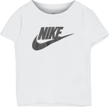 Nkb Nike Futura Tee / Nkb Nike Futura Tee T-shirts Short-sleeved Hvit Nike*Betinget Tilbud