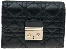 Pre-eide Cannage Leather Miss Dior Wallet