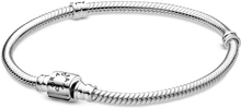 Pandora Moments 598816C00 Armband zilver Snake Barrel Clasp 19 cm