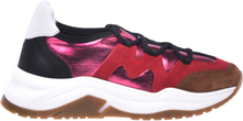 Low-top trainers in red suede and fuchsia laminated fabric
