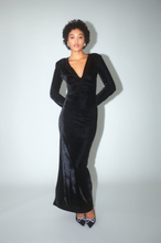 Gina Tricot - Ruched velvet maxi dress - maksimekot - Black - XS - Female