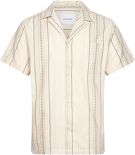 Leo Embroidery Ss Shirt Tops Shirts Short-sleeved Beige Les Deux